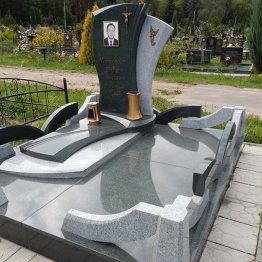 Комплексы памятники