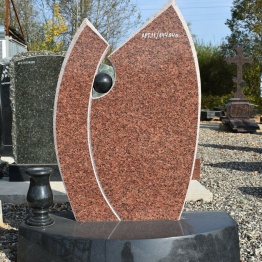 Красные памятники