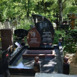 до 500 тыс ₽ памятники