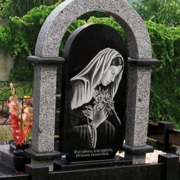 Комплексы памятники