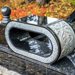 Лавки памятники