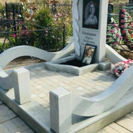 Комплексы памятники