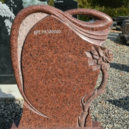 В наличии памятники