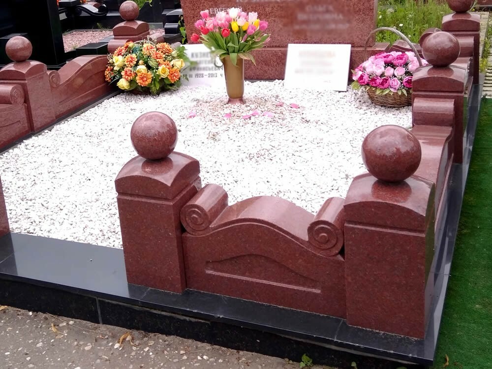 Фото Установка цоколя